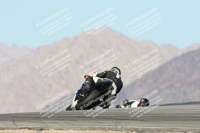 media/Nov-02-2025-CVMA (Sun) [[337aff29ab]]/Race 5-Amateur Formula Middleweight/